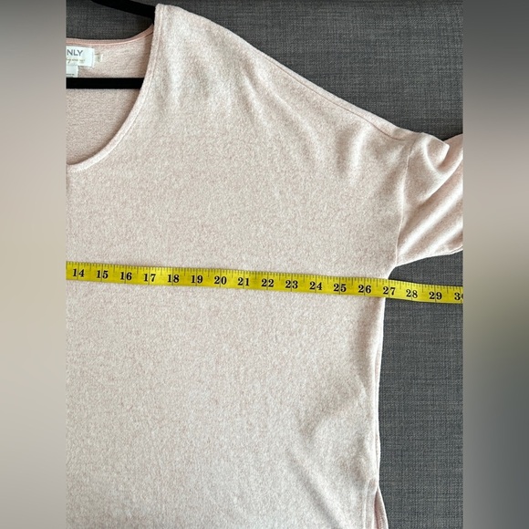 ONLY | Pastel Pink Tunic Top with Slits on Side - Picture 4 of 6